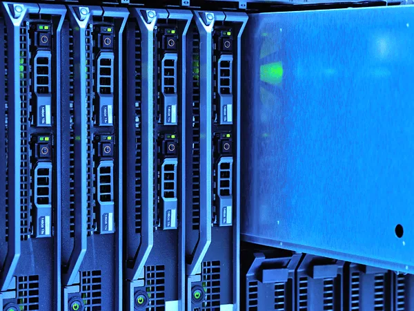 RFID and barcode-based digital asset tracking for IT equipment, ensuring compliance and real-time visibility.